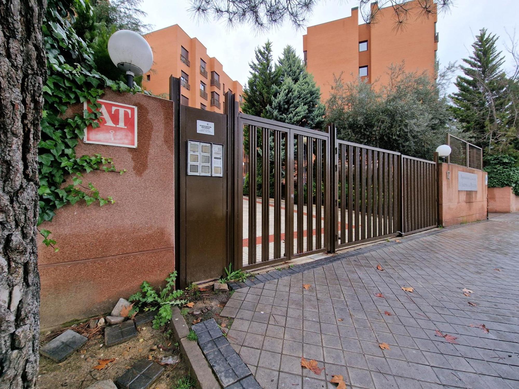 Samaniego, Piscina Y Garaje Junto Civitas Metropolitano Y Aeropuerto มาดริด ภายนอก รูปภาพ